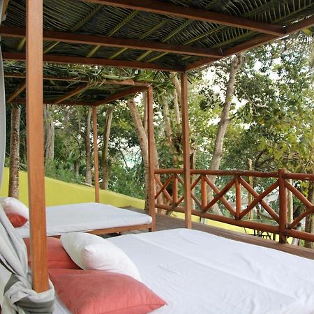 Hotel Boutique Las Nubes Bacalar Esterno foto