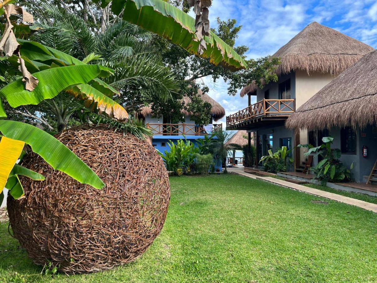 Hotel Boutique Las Nubes Bacalar Esterno foto