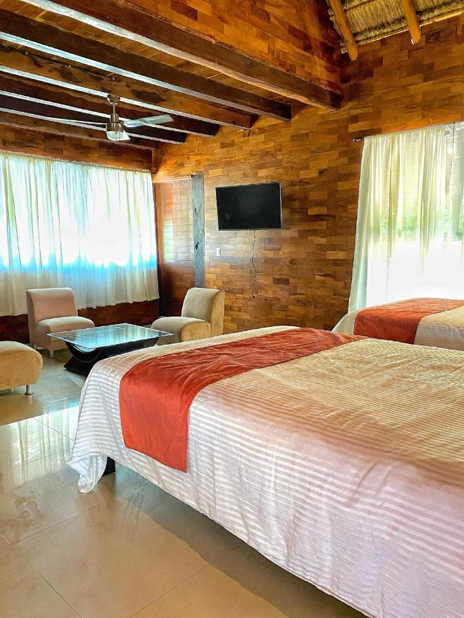 Hotel Boutique Las Nubes Bacalar Esterno foto