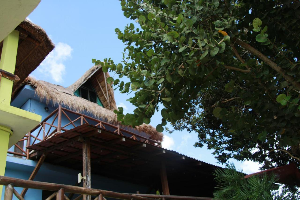 Hotel Boutique Las Nubes Bacalar Esterno foto